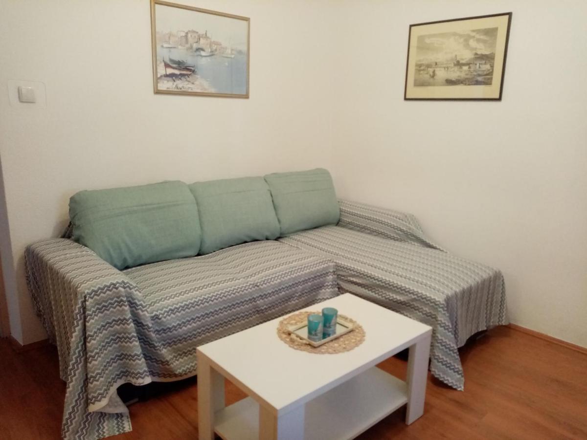 Tihana-Ground Floor With Large Terrace Makarska Zewnętrze zdjęcie