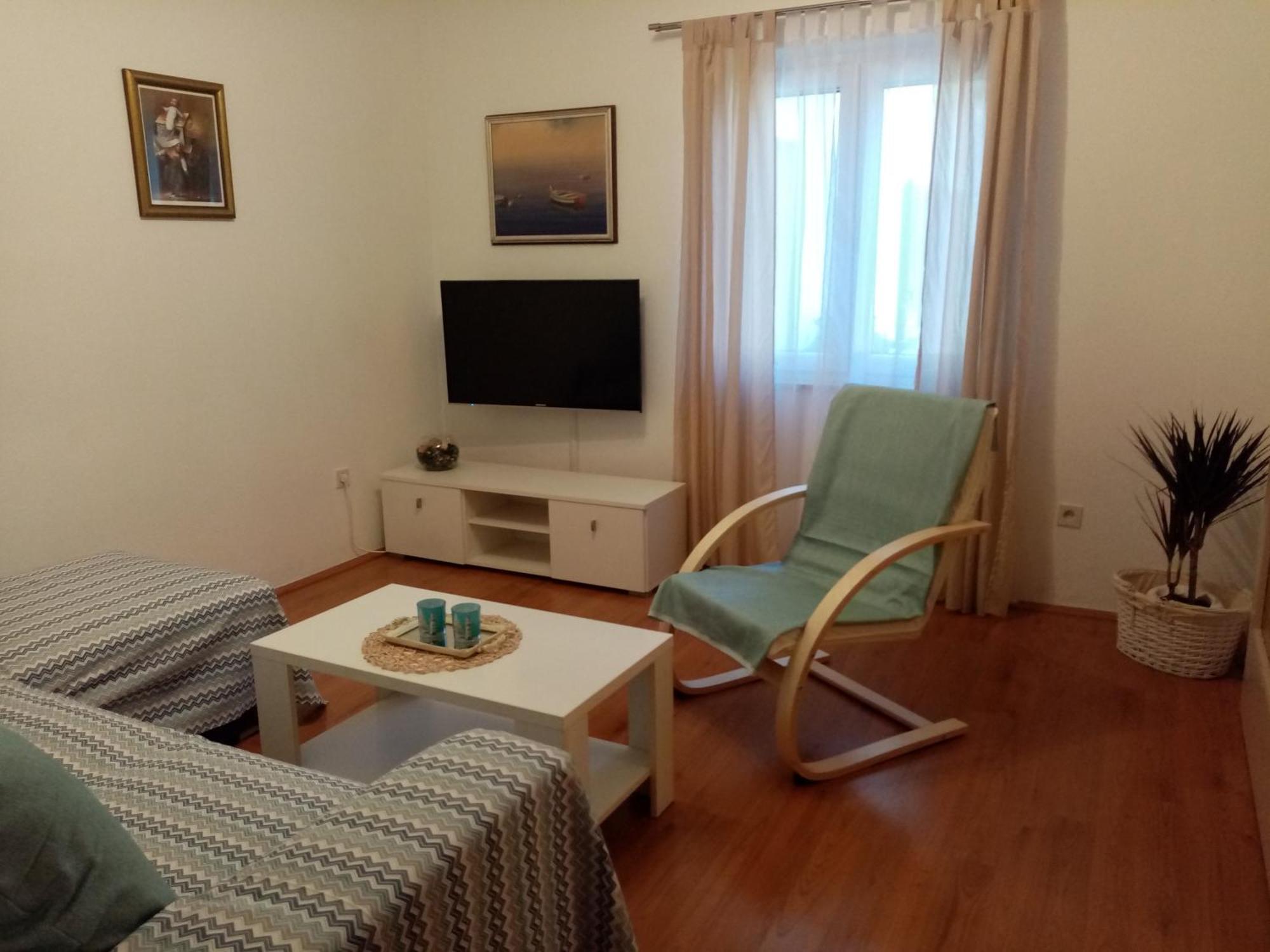 Tihana-Ground Floor With Large Terrace Makarska Zewnętrze zdjęcie