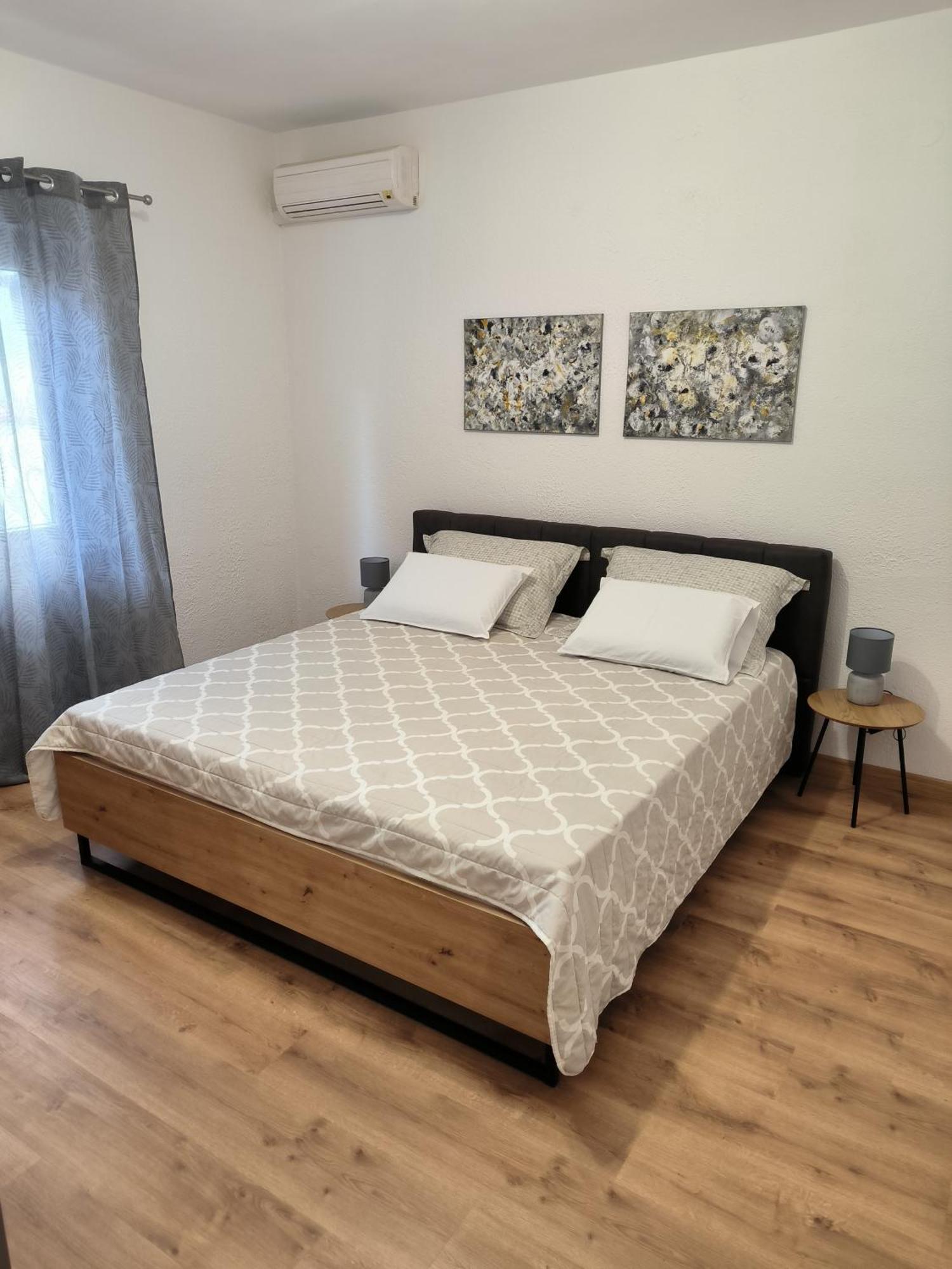Tihana-Ground Floor With Large Terrace Makarska Zewnętrze zdjęcie