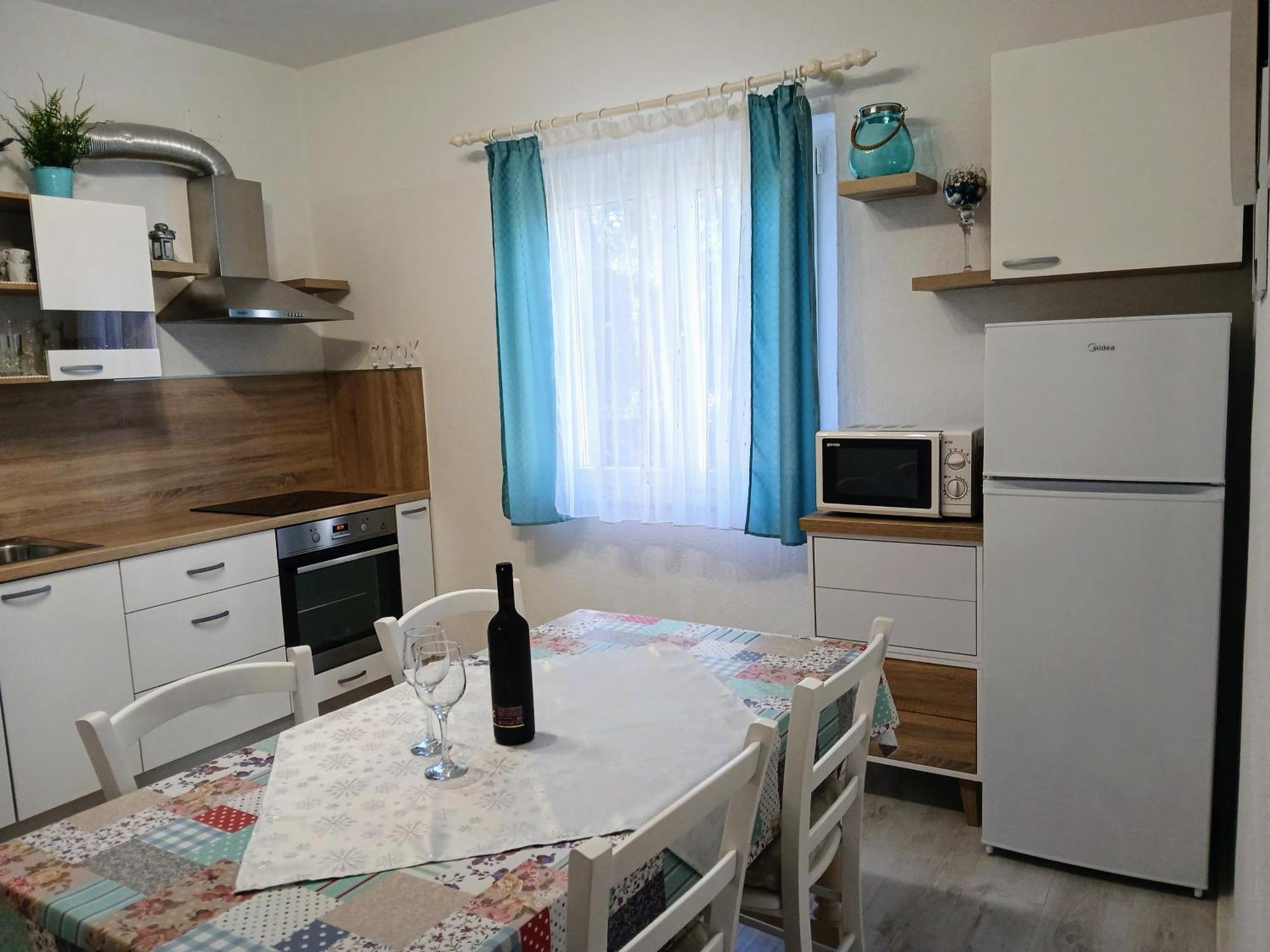 Tihana-Ground Floor With Large Terrace Makarska Zewnętrze zdjęcie